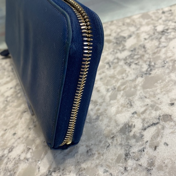 Prada Bow Wallet In Saffiano Leather EUC - Picture 5 of 16